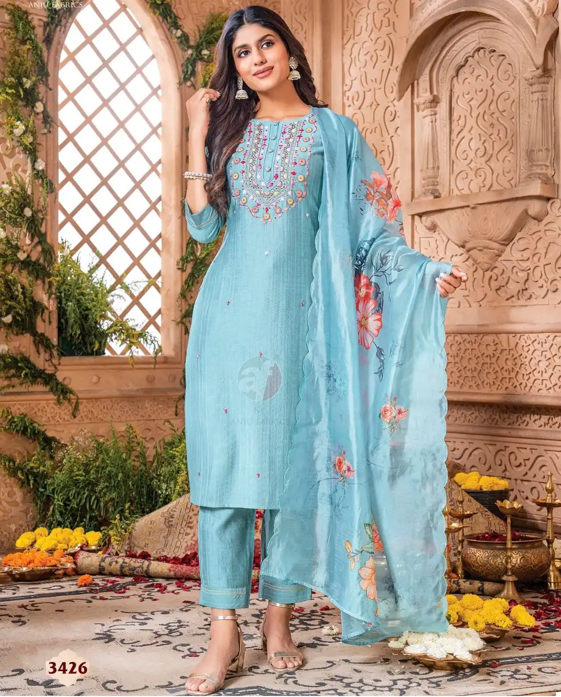 Violet Multi Embroidered Farshi Salwar Suit Salwar kamez...